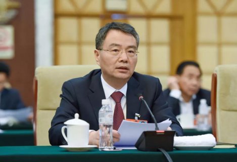 關注油耗子、公路三亂、從業資格證!徐冠巨代表講